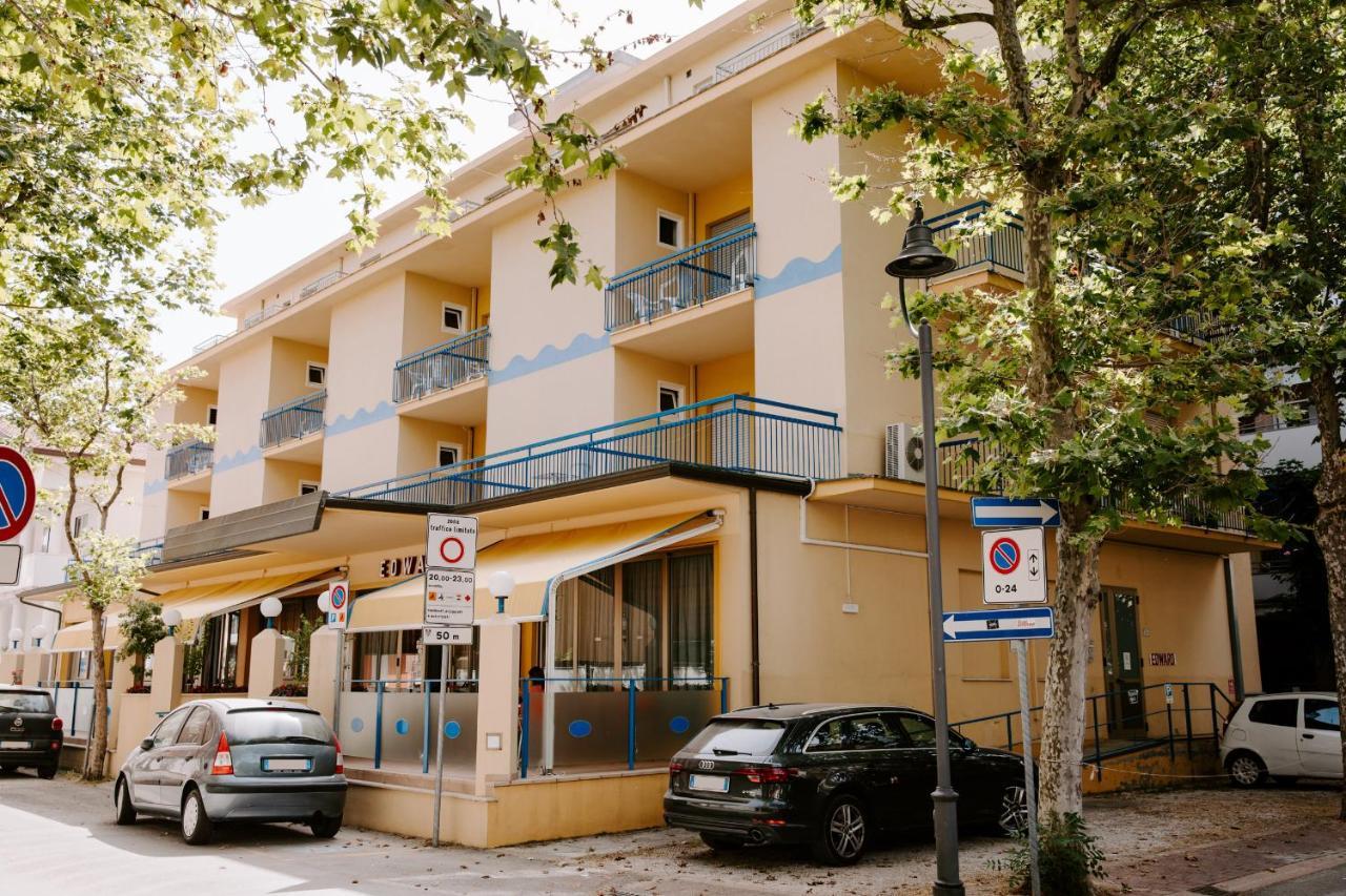 Hotel Edward Bellaria-Igea Marina Bagian luar foto