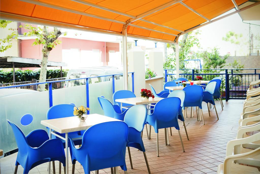 Hotel Edward Bellaria-Igea Marina Bagian luar foto